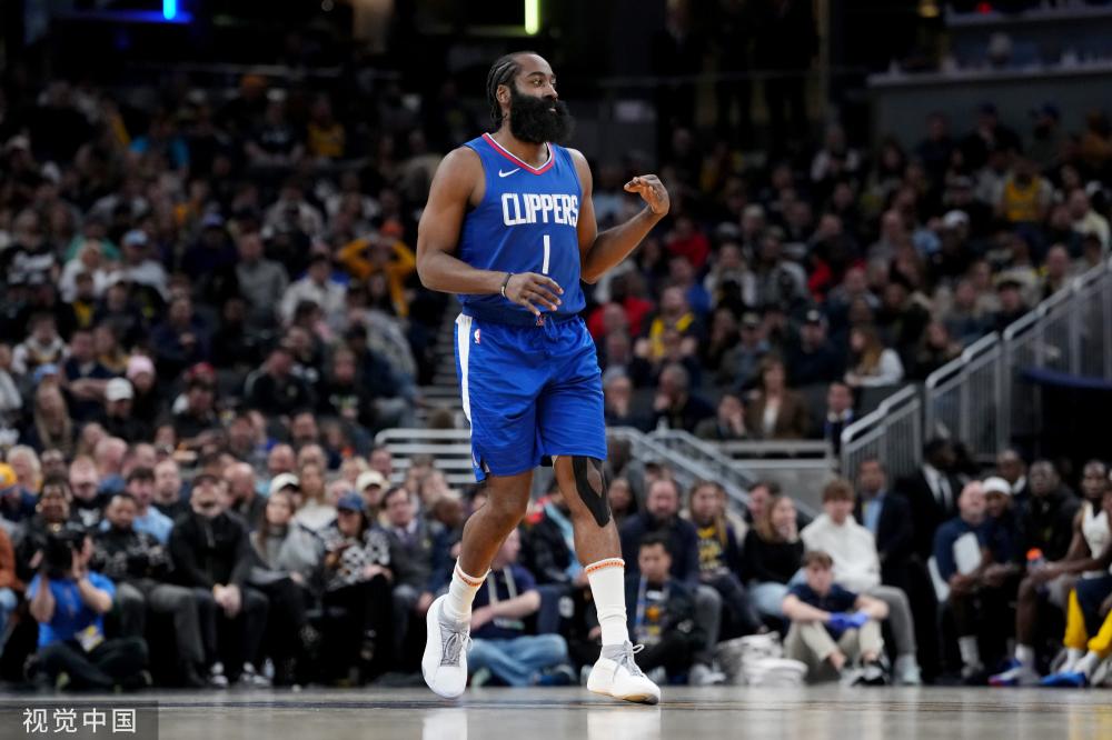 中两记三分 中两记三分